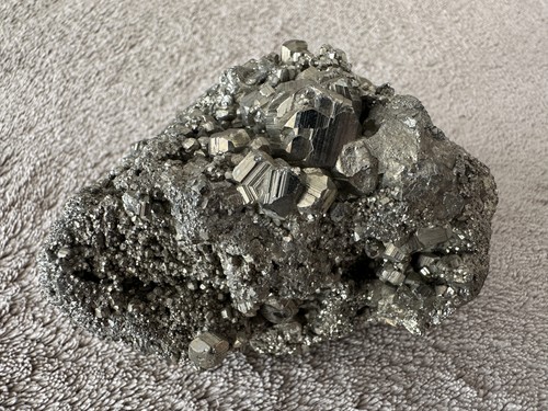 Mineral pyrit fundort peru - fundort:,