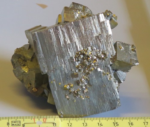 Pyrit niccioleta mine toskana - pyrit,