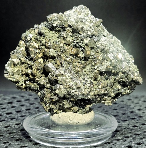Mineralien pyrit calcit auf - mineralien:,