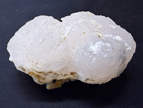 Pyrit auf quarz - pyrit, uv-calcit