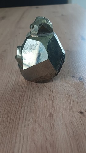 Große pyrit stufe - große,