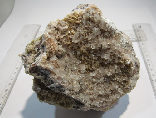 Calcit dolomit etwas pyrit - calcit,