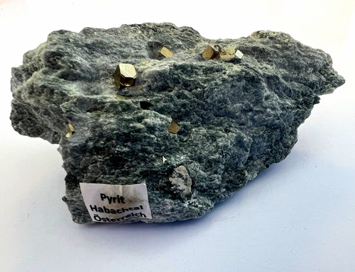 Pyrit mineralstufe habachtal - mineralstufe, ,