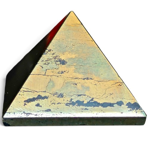 Natürliche pyrit pyramide - 2, x