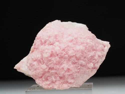 Rhodochrosit chalkopyrit - rhodochrosit,,